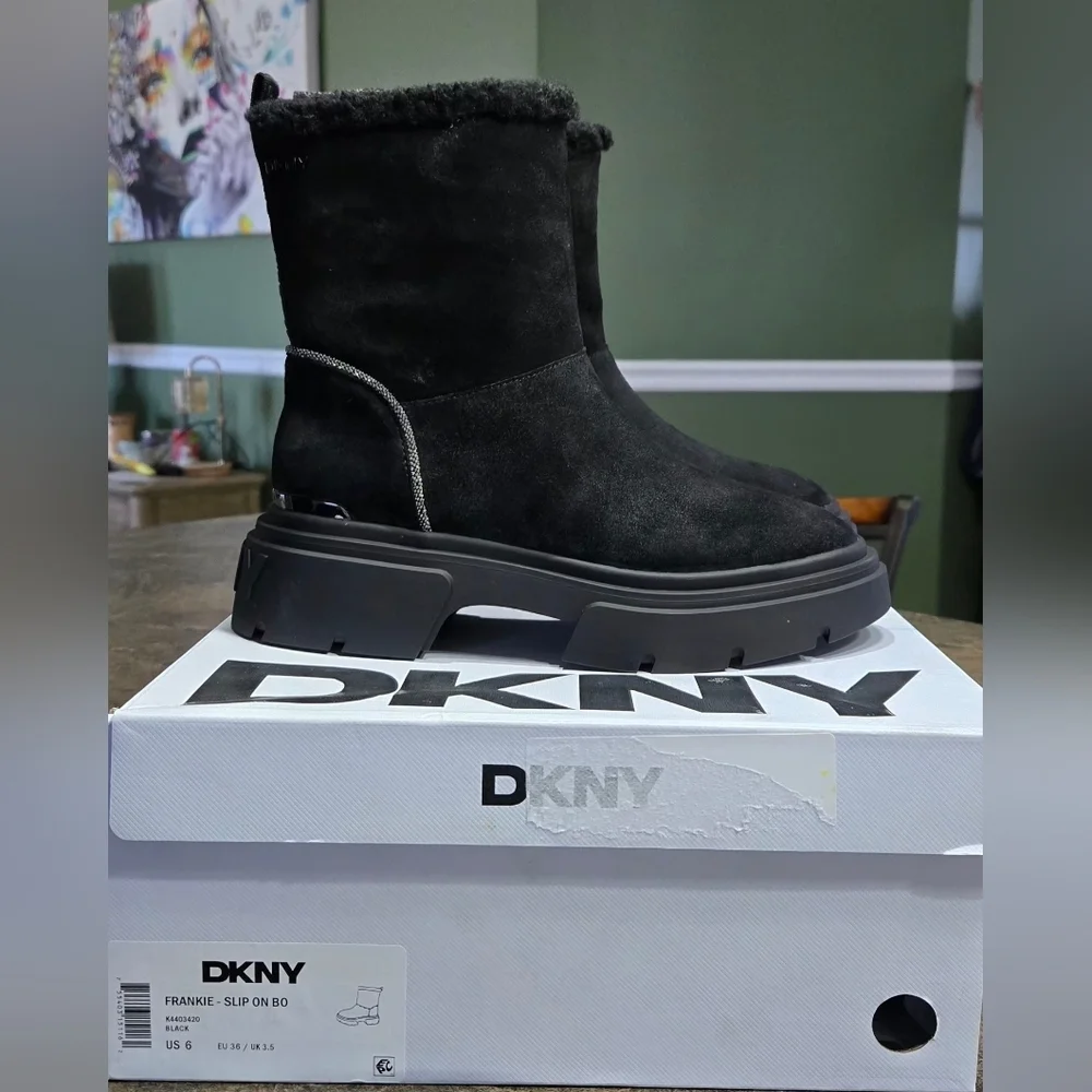 DKNY Women's Frankie Slip on Boot #1219